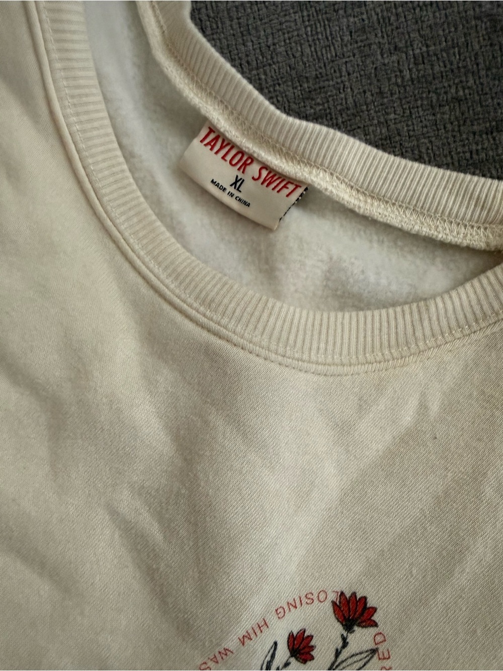 Taylor “Loving Him Was Red” Sweat Set - Cream - Picture 3 of 3